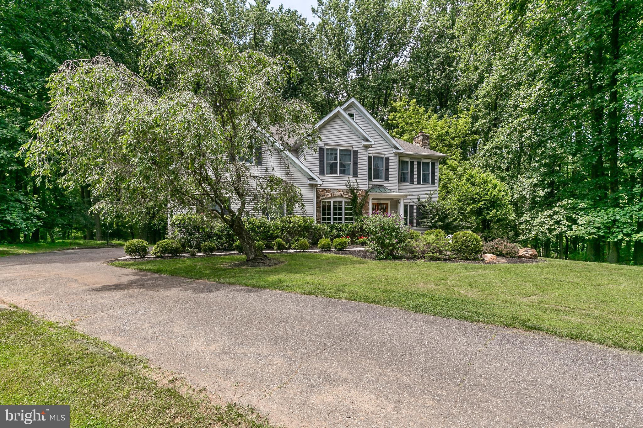 1090 High Country Road Towson, MD 21286 - Photo 3 of 54