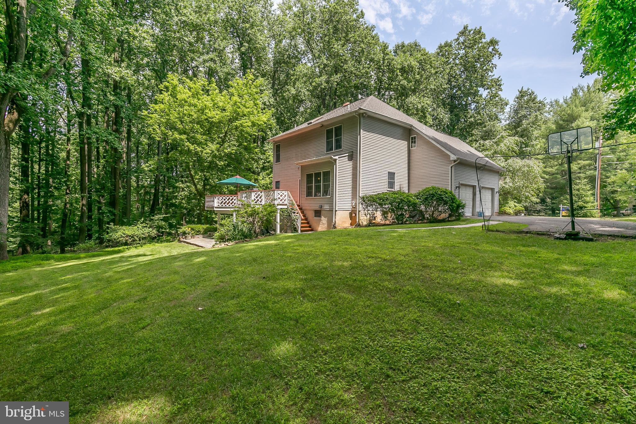1090 High Country Road Towson, MD 21286 - Photo 5 of 54