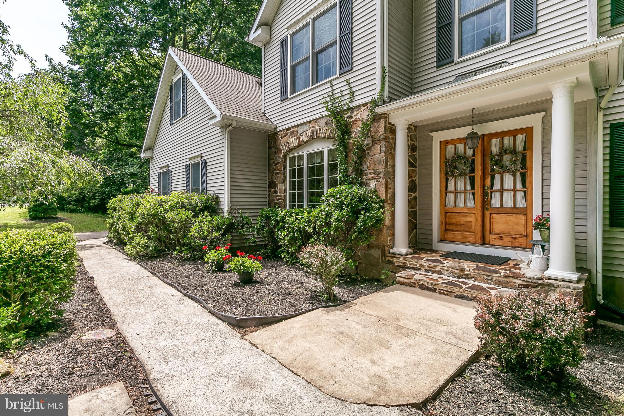 1090 High Country Road Towson, MD 21286 - Photo 6 of 54