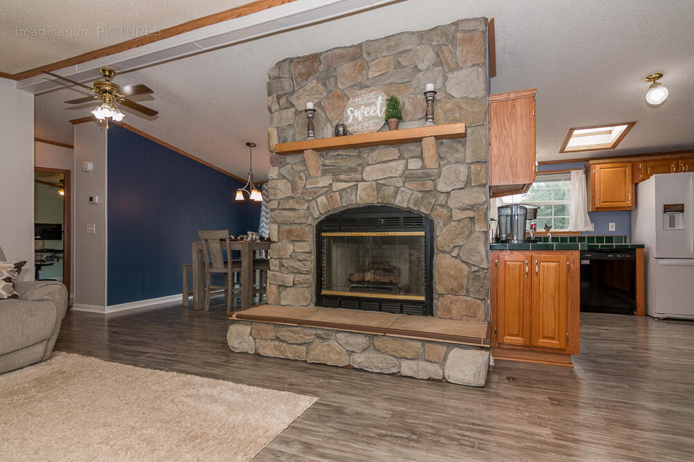 519 Greenbriar Terrace Decatur, MI 49045 - Photo 19 of 37 LR b