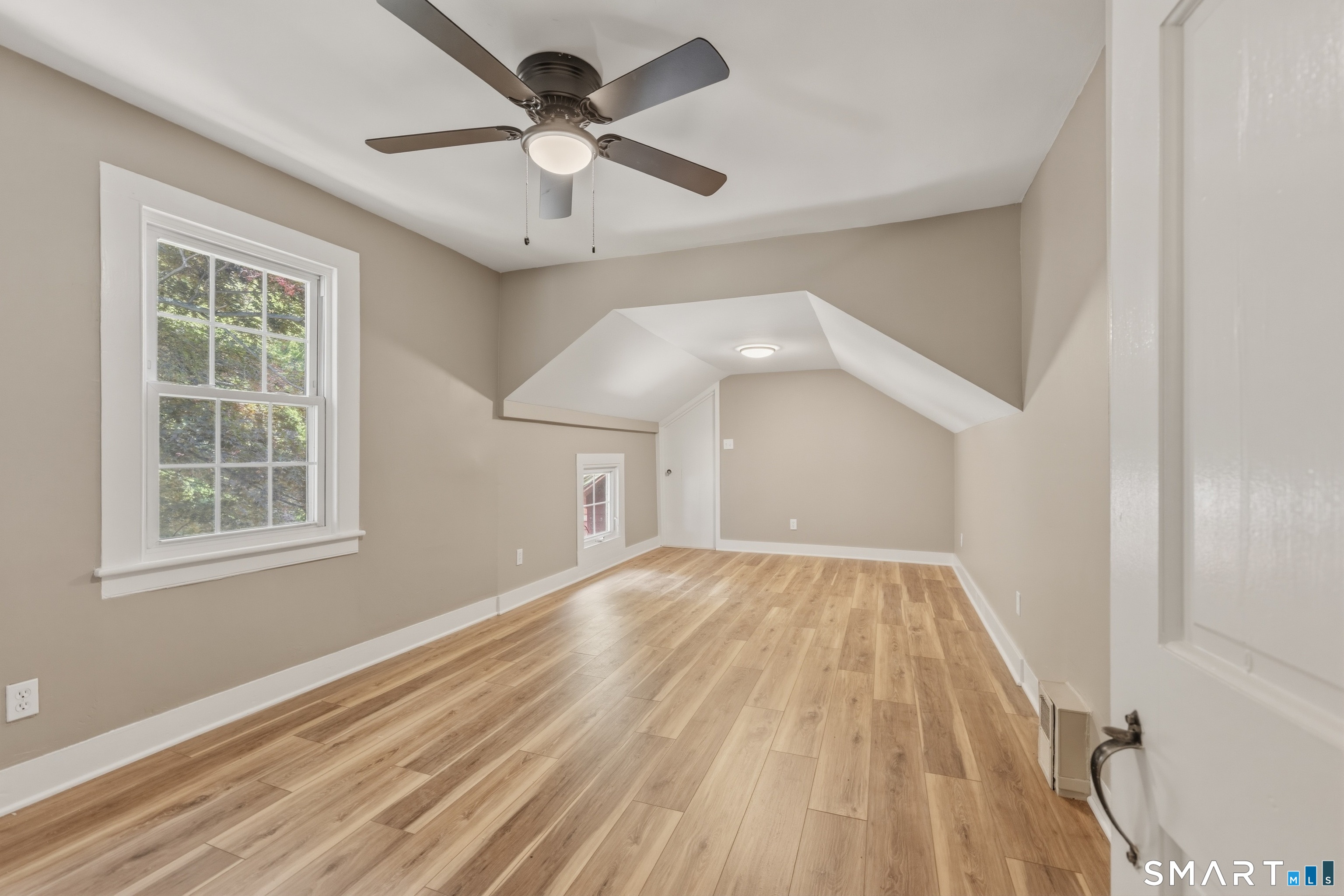 238 Isinglass Road Shelton, CT 06484 - Photo 18 of 30