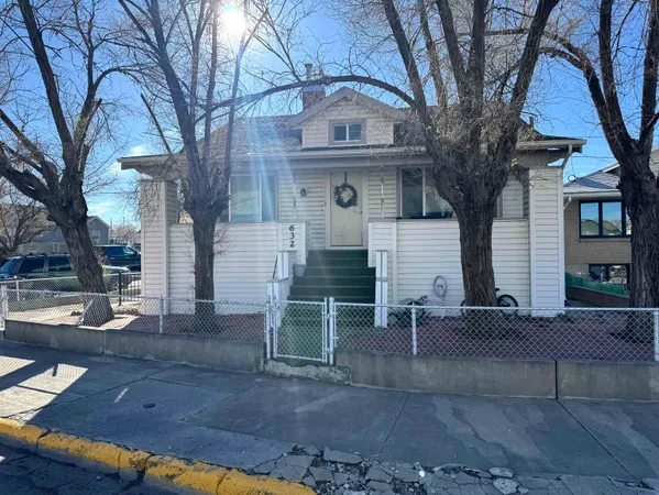 $350,000 | 632 West 2nd Street, Rock Springs, WY 82901