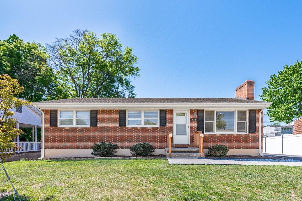 525 Water Oak Road Roanoke, VA 24019 - Photo 1 of 45 Gallery Image 1