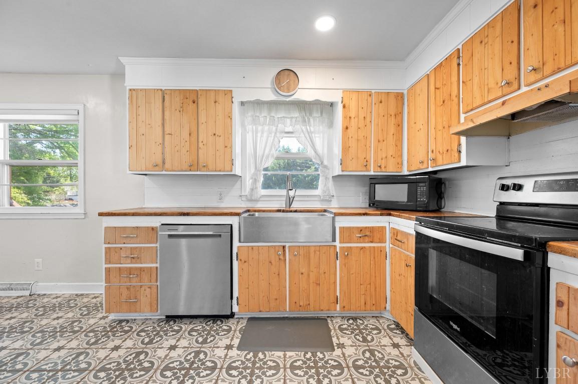 525 Water Oak Road Roanoke, VA 24019 - Photo 13 of 45 Gallery Image 13