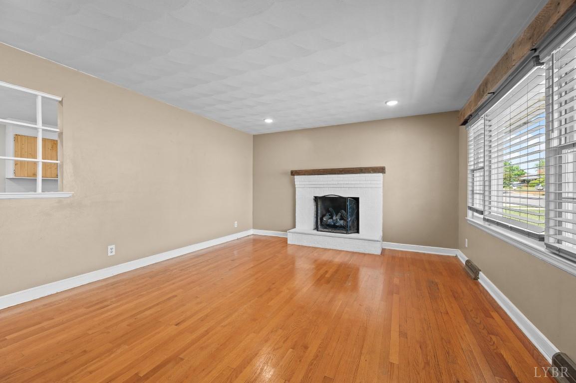 525 Water Oak Road Roanoke, VA 24019 - Photo 6 of 45 Gallery Image 6