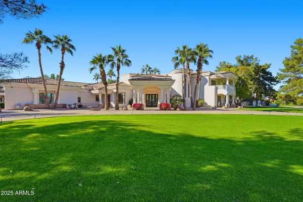 $4,350,000 | 6 East Oakwood Hills Drive, Chandler, AZ 85248