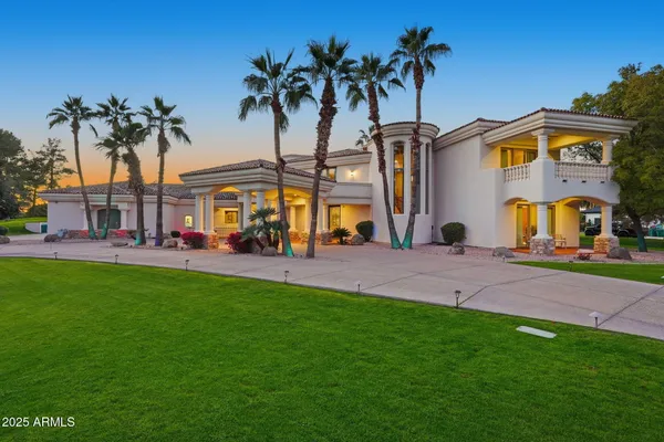 $4,350,000 | 6 East Oakwood Hills Drive, Chandler, AZ 85248