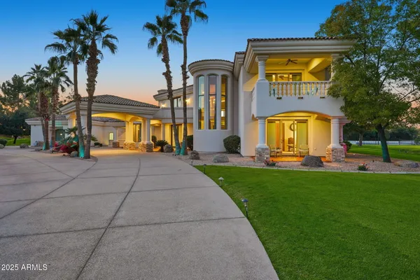 $4,350,000 | 6 East Oakwood Hills Drive, Chandler, AZ 85248