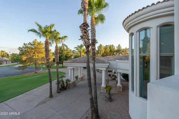 $4,350,000 | 6 East Oakwood Hills Drive, Chandler, AZ 85248