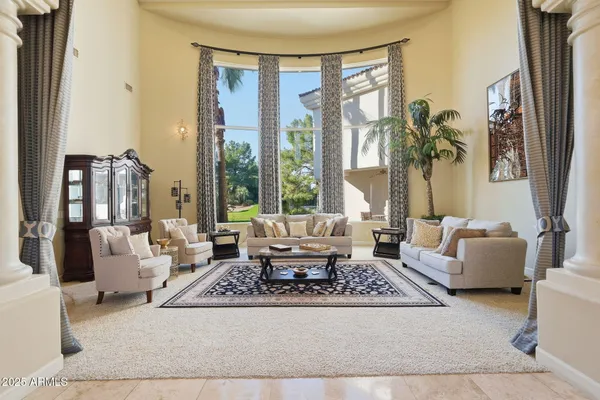 $4,350,000 | 6 East Oakwood Hills Drive, Chandler, AZ 85248