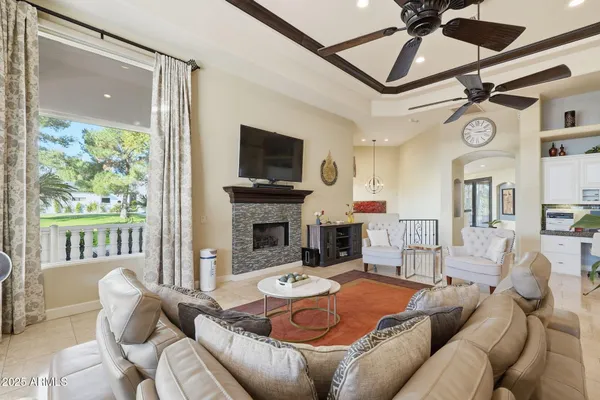 $4,350,000 | 6 East Oakwood Hills Drive, Chandler, AZ 85248