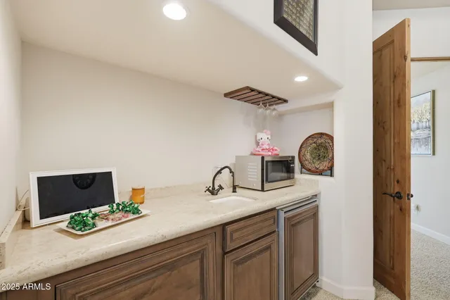 $4,500,000 | 6 East Oakwood Hills Drive, Chandler, AZ 85248