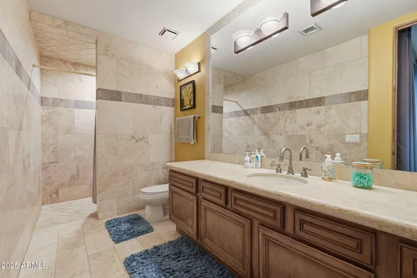 $4,350,000 | 6 East Oakwood Hills Drive, Chandler, AZ 85248