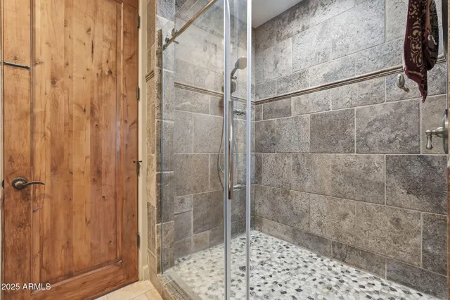 $4,500,000 | 6 East Oakwood Hills Drive, Chandler, AZ 85248