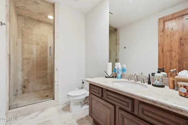 $4,350,000 | 6 East Oakwood Hills Drive, Chandler, AZ 85248