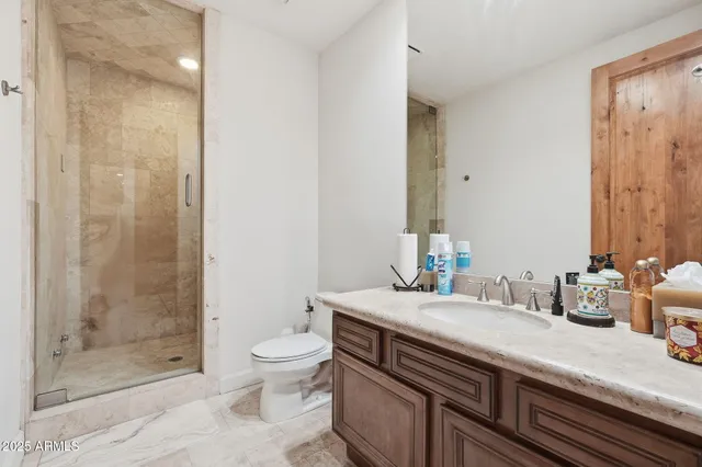 $4,500,000 | 6 East Oakwood Hills Drive, Chandler, AZ 85248