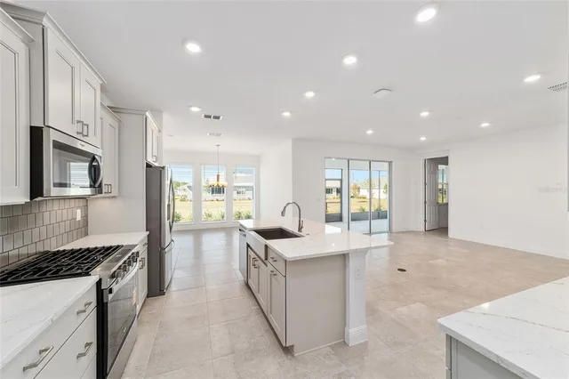 $367,000 | 10033 Southwest 106th Circle, Ocala, FL 34481