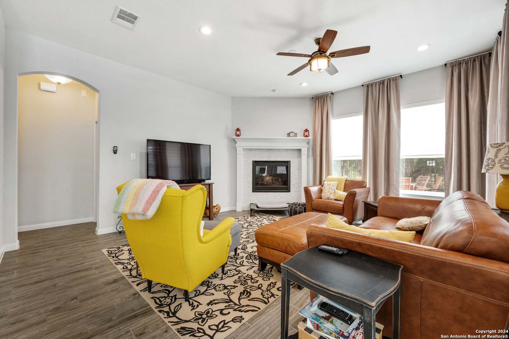10523 Foxen Way Helotes, TX 78023 - Photo 8 of 27