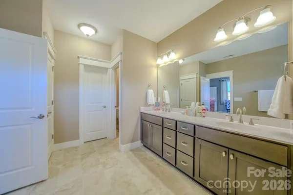 $499,900 | 560 Sweet Birch Park Lane, Black Mountain, NC 28711