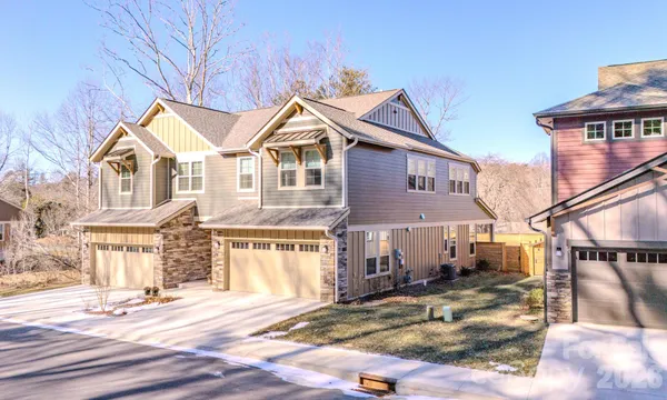 $499,900 | 560 Sweet Birch Park Lane, Black Mountain, NC 28711