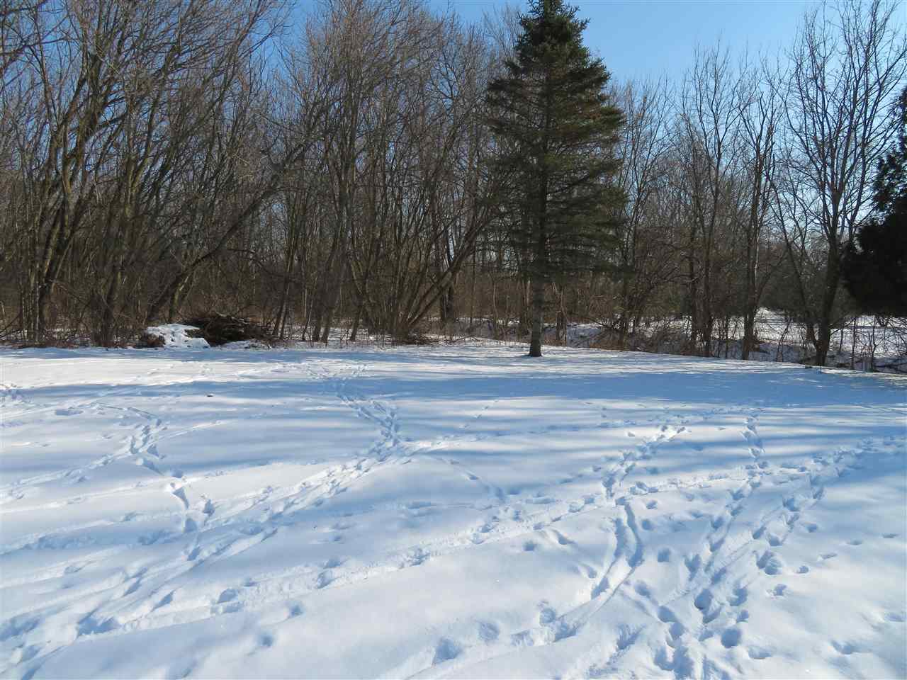 1148 North Genesee Road Burton, MI 48509 - Photo 4 of 32 50065159-3.JPG