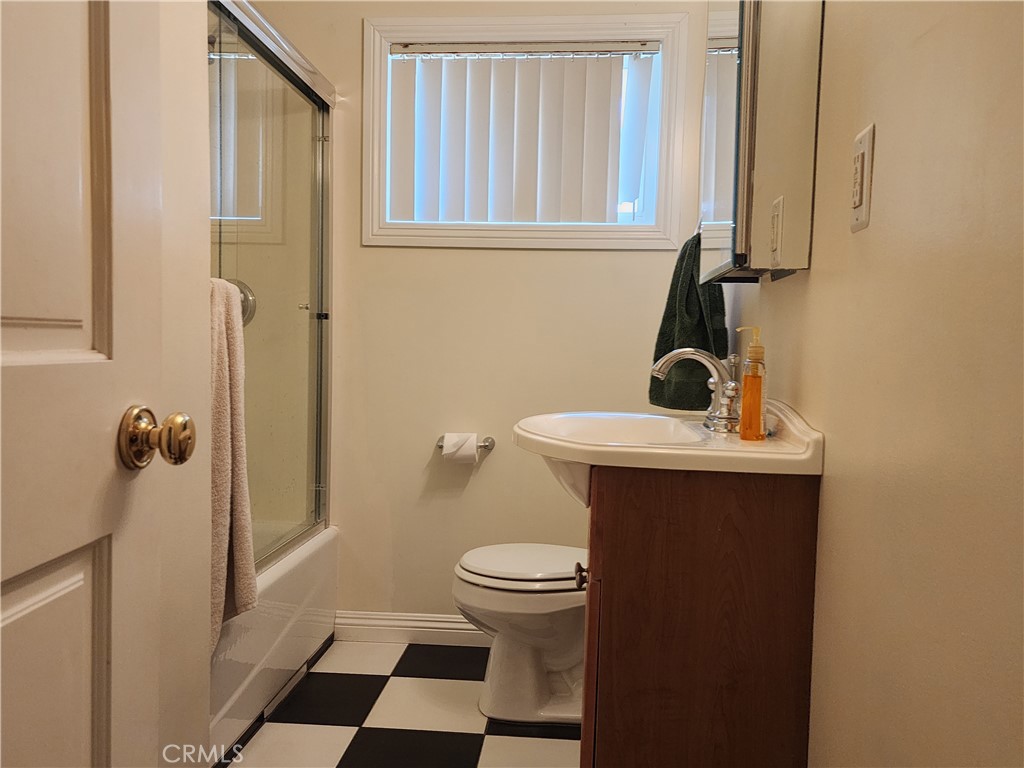330 West Channing Azusa, CA 91702 - Photo 12 of 21