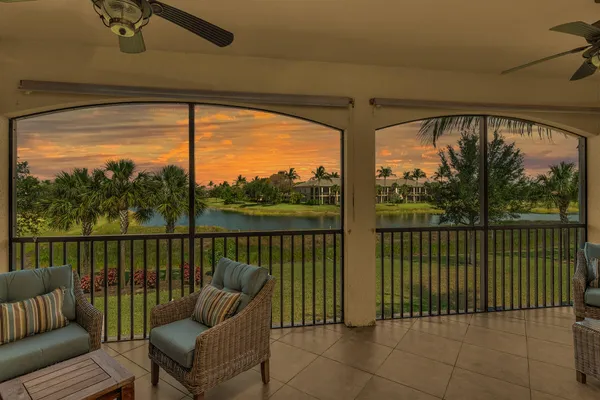 $549,000 | 3175 Serena Lane, Unit 202, Naples, FL 34114