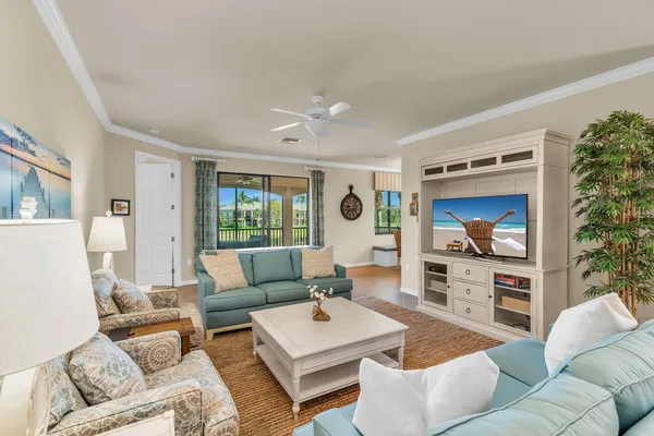 $549,000 | 3175 Serena Lane, Unit 202, Naples, FL 34114