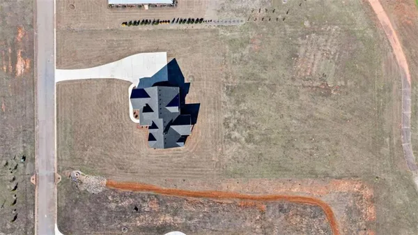 $890,000 | 404 Whipple Avenue, Williamson, GA 30292