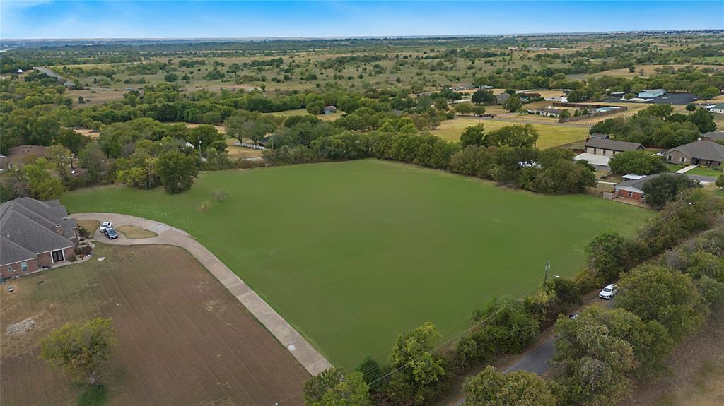 516 Rogers Road Benbrook, TX 76126 - Photo 3 of 17 Gallery Image 3