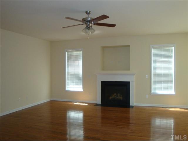 927 Middle Ground Avenue Rolesville, NC 27571 - Photo 3 of 7