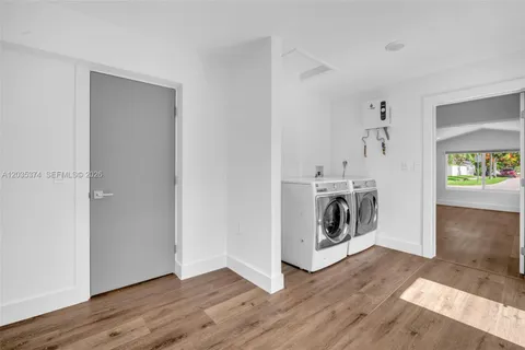 $995,000 | 2179 Northeast 59th Court, Fort Lauderdale, FL 33308
