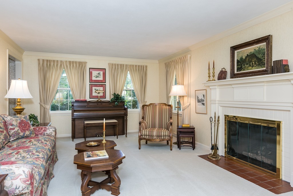 25 Ridgecrest Circle Westfield, MA 01085 - Photo 8 of 30 Gallery Image 8