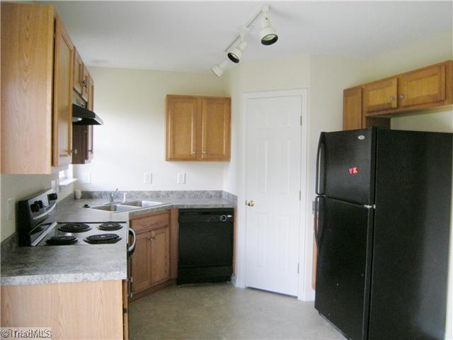 4704 Fewell Road Greensboro, NC 27405 - Photo 4 of 12 Kitchen. Kitchen has dining area