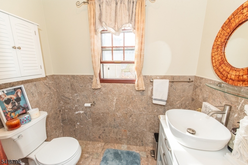 35 Waughaw Road Montville, NJ 07082 - Photo 18 of 24