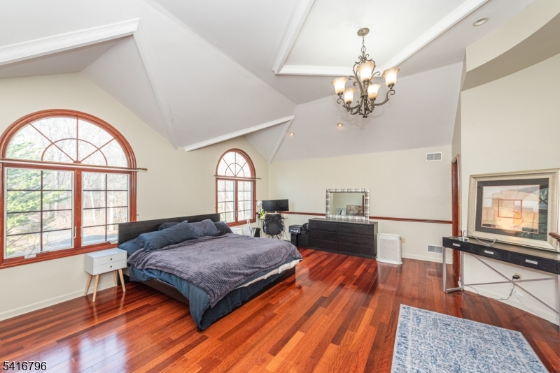 35 Waughaw Road Montville, NJ 07082 - Photo 9 of 24