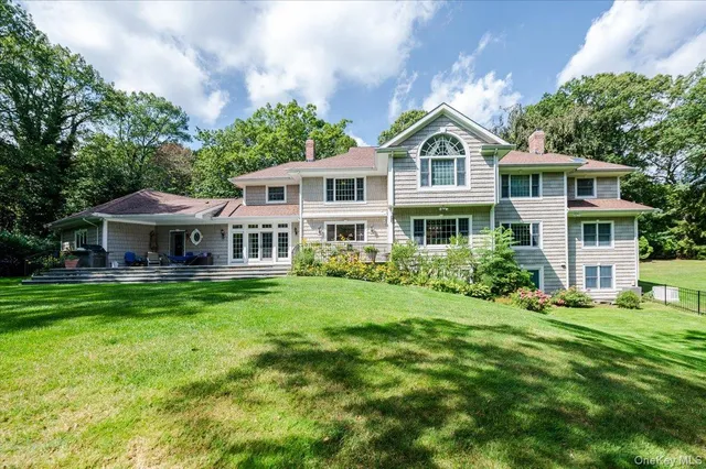 $2,750,000 | 155 Jennings Road, Cold Spring Harbor, NY 11724