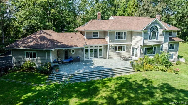 $2,750,000 | 155 Jennings Road, Cold Spring Harbor, NY 11724