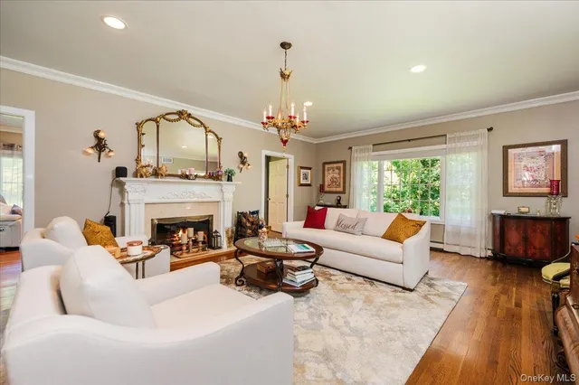 $2,750,000 | 155 Jennings Road, Cold Spring Harbor, NY 11724