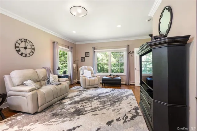 $2,750,000 | 155 Jennings Road, Cold Spring Harbor, NY 11724