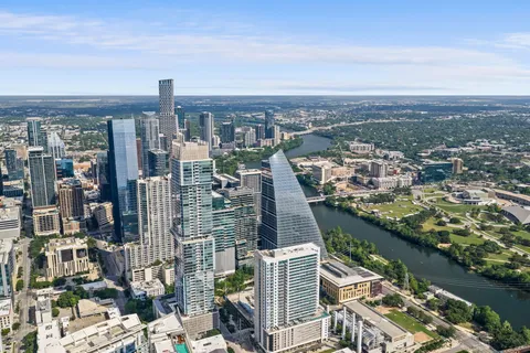 $1,100,000 | 301 West Avenue, Unit 2009, Austin, TX 78701