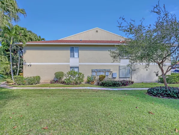 $3,200 | 6552 Chasewood Drive, Unit H, Jupiter, FL 33458