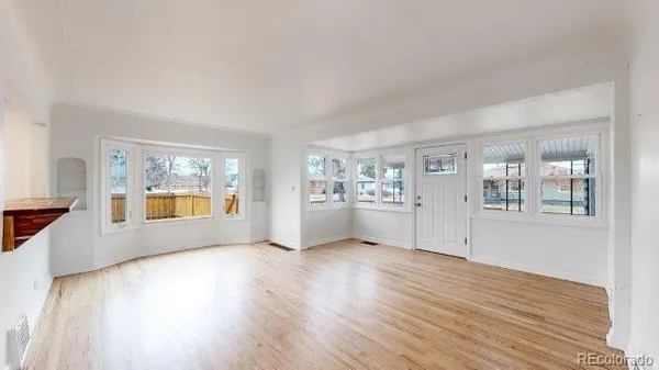 $3,285 | 3090 South Marion Street, Englewood, CO 80113