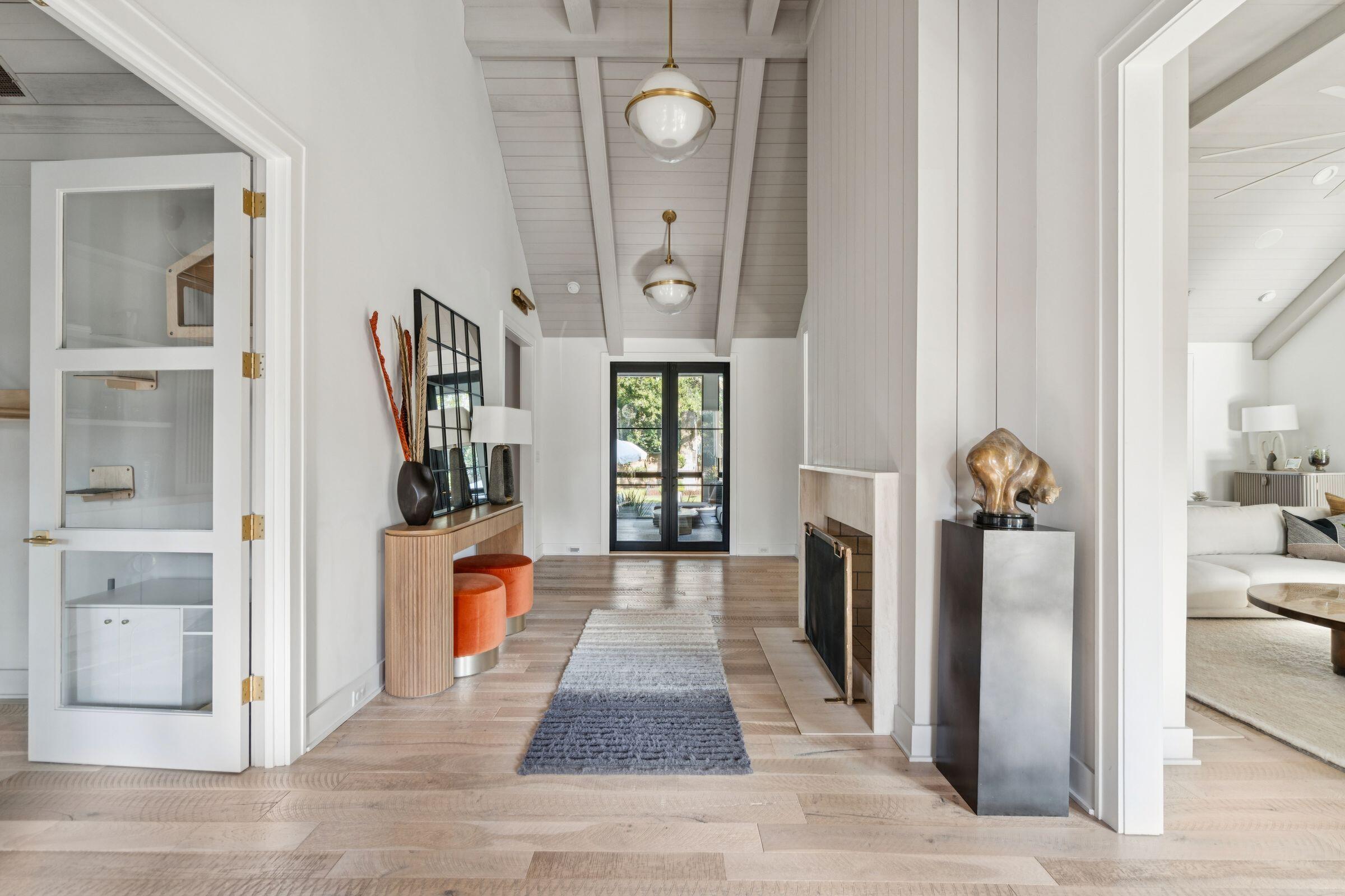 1027 Lakeview Drive Mount Pleasant, SC 29464 - Photo 14 of 104 1027LakeviewDr-KeenEyeMarketing-035