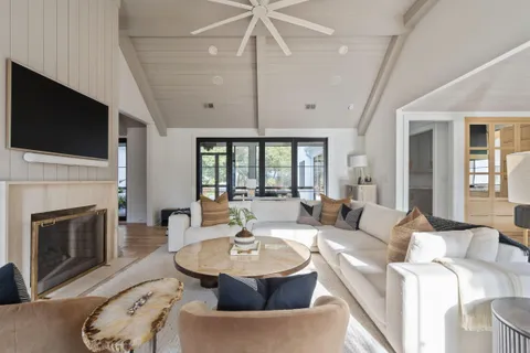 $4,499,000 | 1027 Lakeview Drive, Mount Pleasant, SC 29464