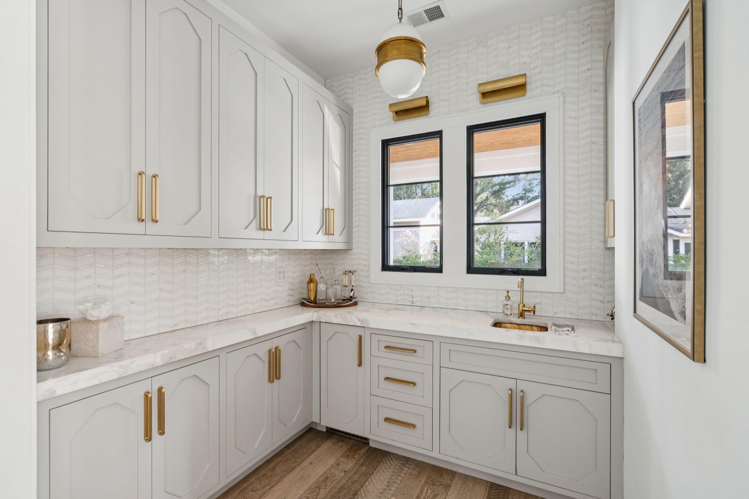 1027 Lakeview Drive Mount Pleasant, SC 29464 - Photo 30 of 104 1027LakeviewDr-KeenEyeMarketing-077