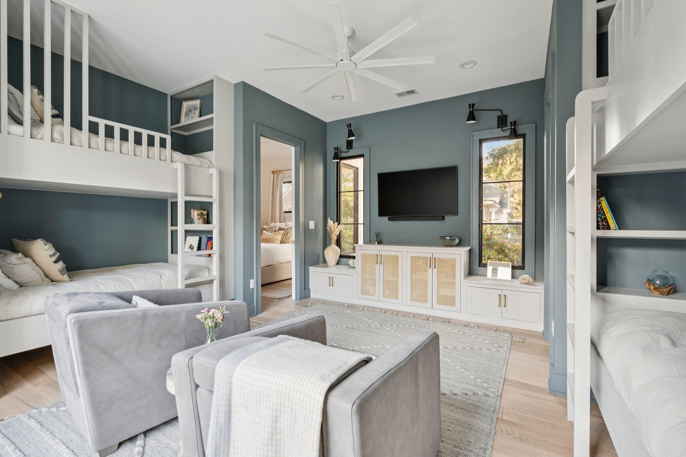 1027 Lakeview Drive Mount Pleasant, SC 29464 - Photo 47 of 104 1027LakeviewDr-KeenEyeMarketing-103