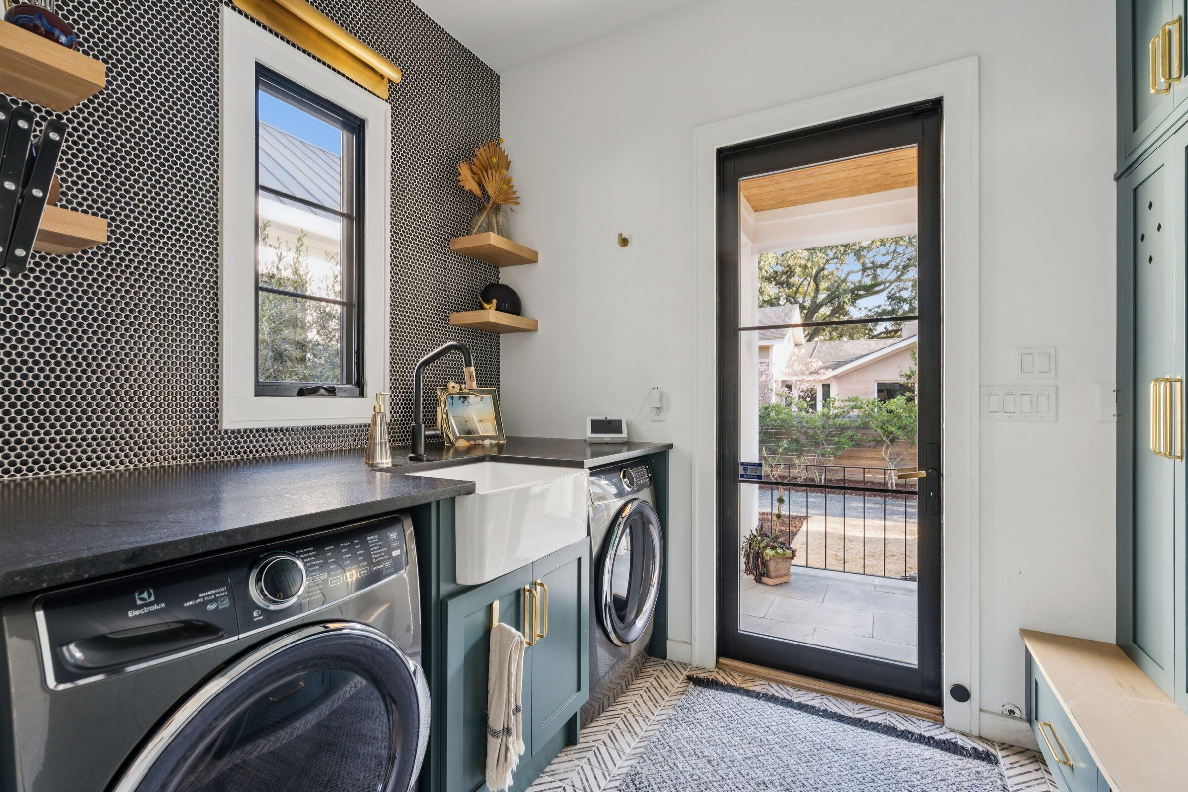 1027 Lakeview Drive Mount Pleasant, SC 29464 - Photo 63 of 104 1027LakeviewDr-KeenEyeMarketing-117