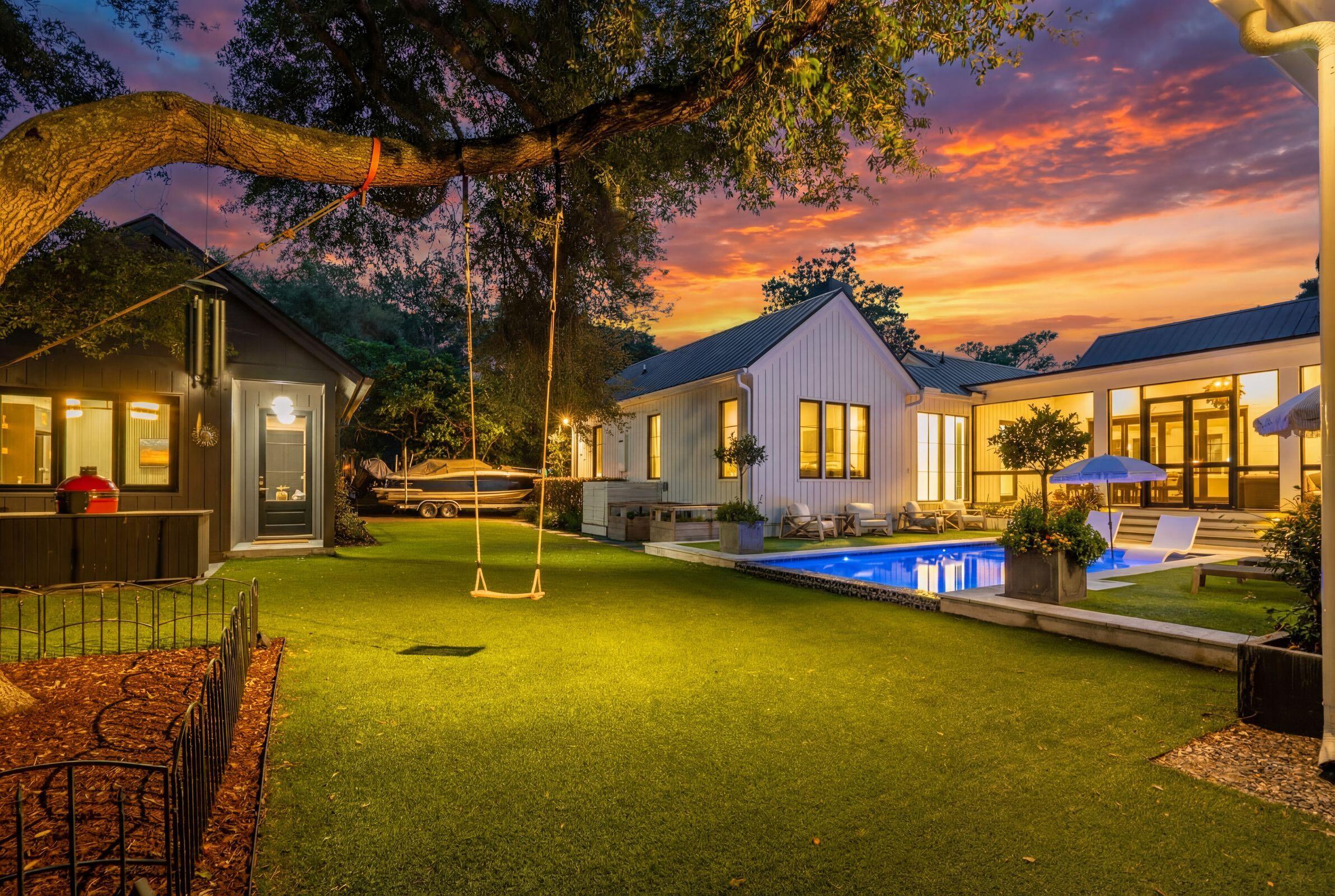 1027 Lakeview Drive Mount Pleasant, SC 29464 - Photo 8 of 104 1027LakeviewDr-KeenEyeMarketing-009