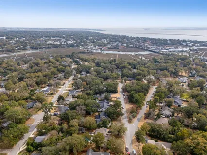 $4,499,000 | 1027 Lakeview Drive, Mount Pleasant, SC 29464